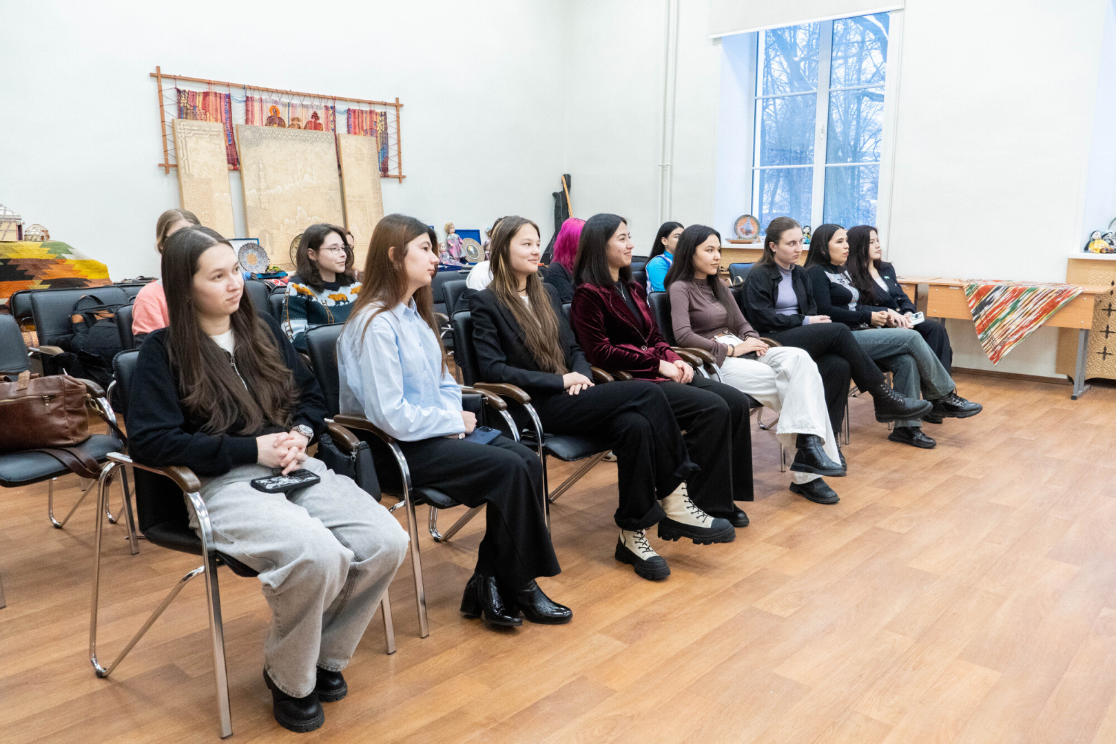 Партнерство России и Узбекистана в образовании и молодежной политике обсудили на круглом столе в РГПУ им. А. И. Герцена