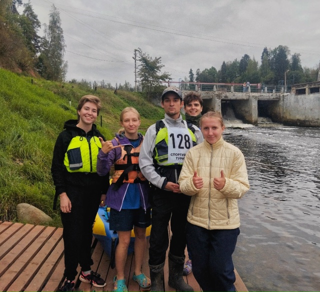 Студенты института приняли участие в Межвузовском чемпионате по водному спорту