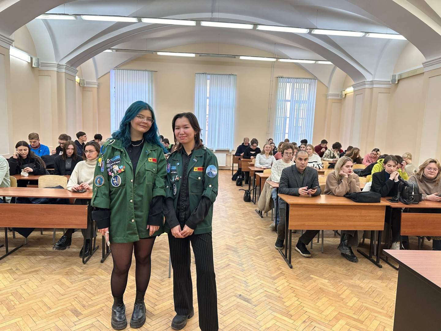 На юридическом факультете состоялась встреча студентов 1 курса с представителями студенческого отряда "Рубеж"