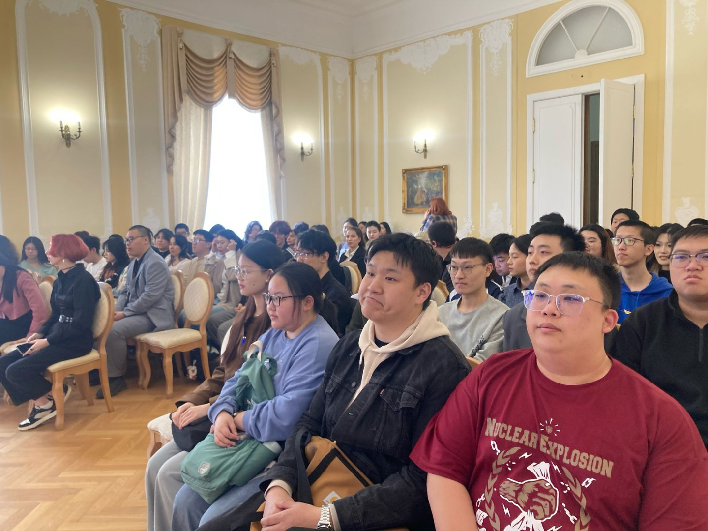 Встреча студентов Института РКИ с проректором по международной деятельности и интернационализации