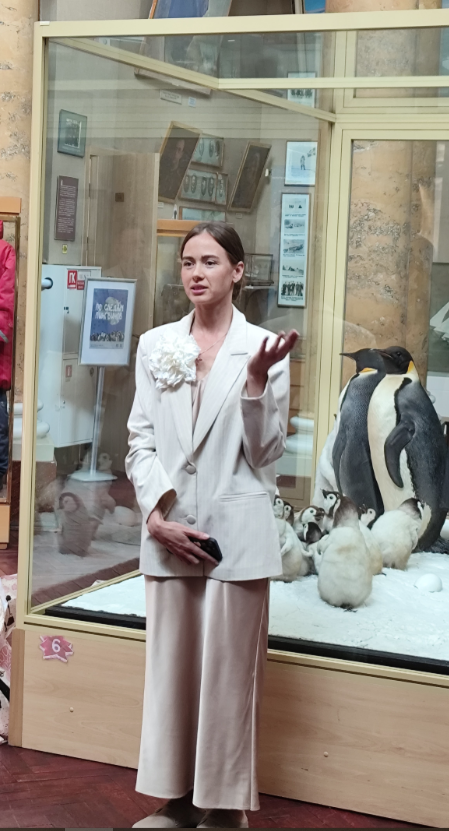 Выступает внучка писателя А.А.Рытхэу..png