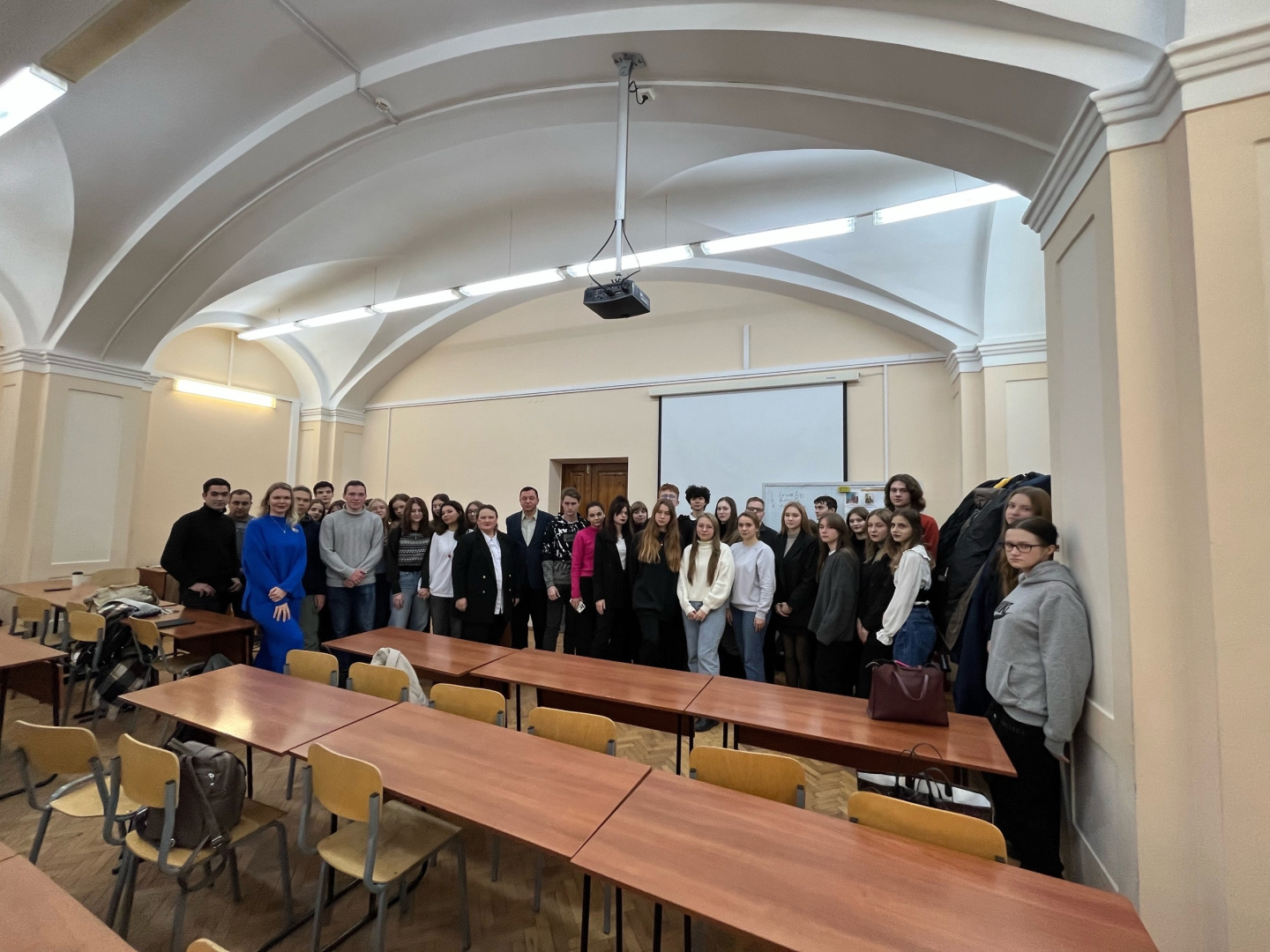 На юридическом факультете продолжается цикл мероприятий, посвященных Дню Конституции Российской Федерации