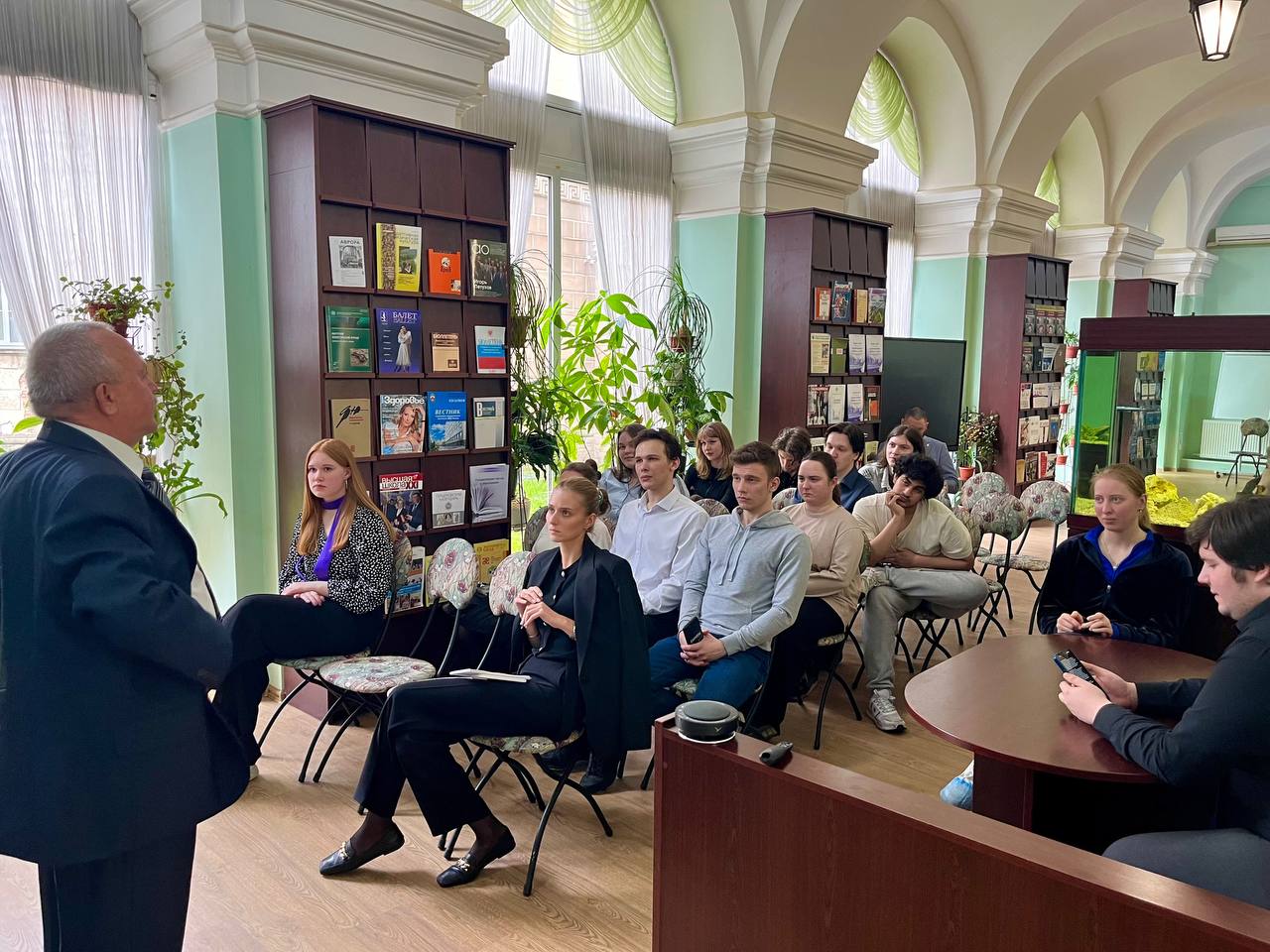 photo_2025-04-30_22-16-42 - Den Braslavski.jpg