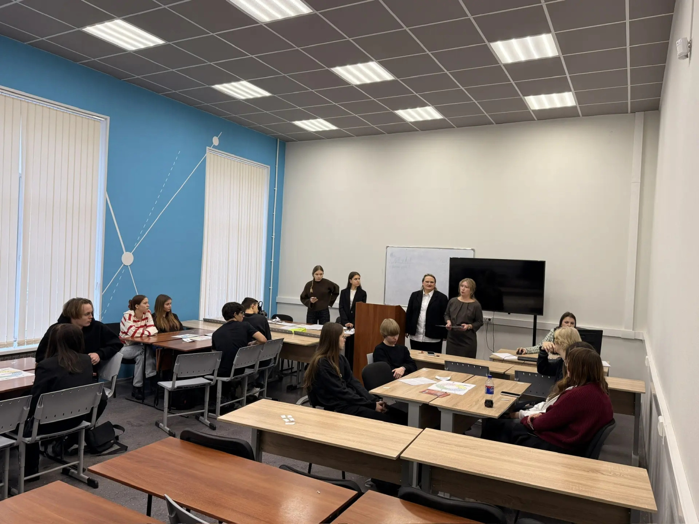 На юридическом факультете дан старт весеннему сезону проекта для школьников психолого-педагогических классов «Герценовская среда».