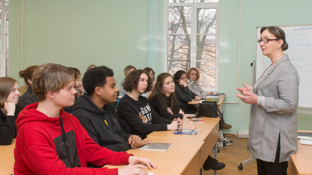 44.03.04  Педагог профессионального образования