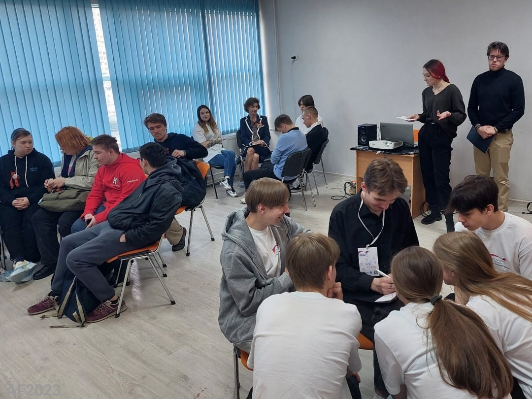 20230505 ПатрФорум Фрунз вк 07 квиз Полина и Семён - Alexey Gaidukov.jpg