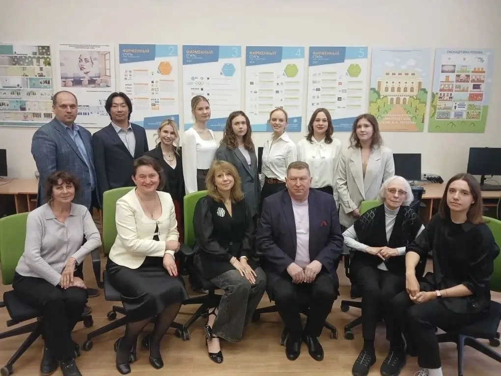 В Институте художественного образования стартовал период государственной итоговой аттестации