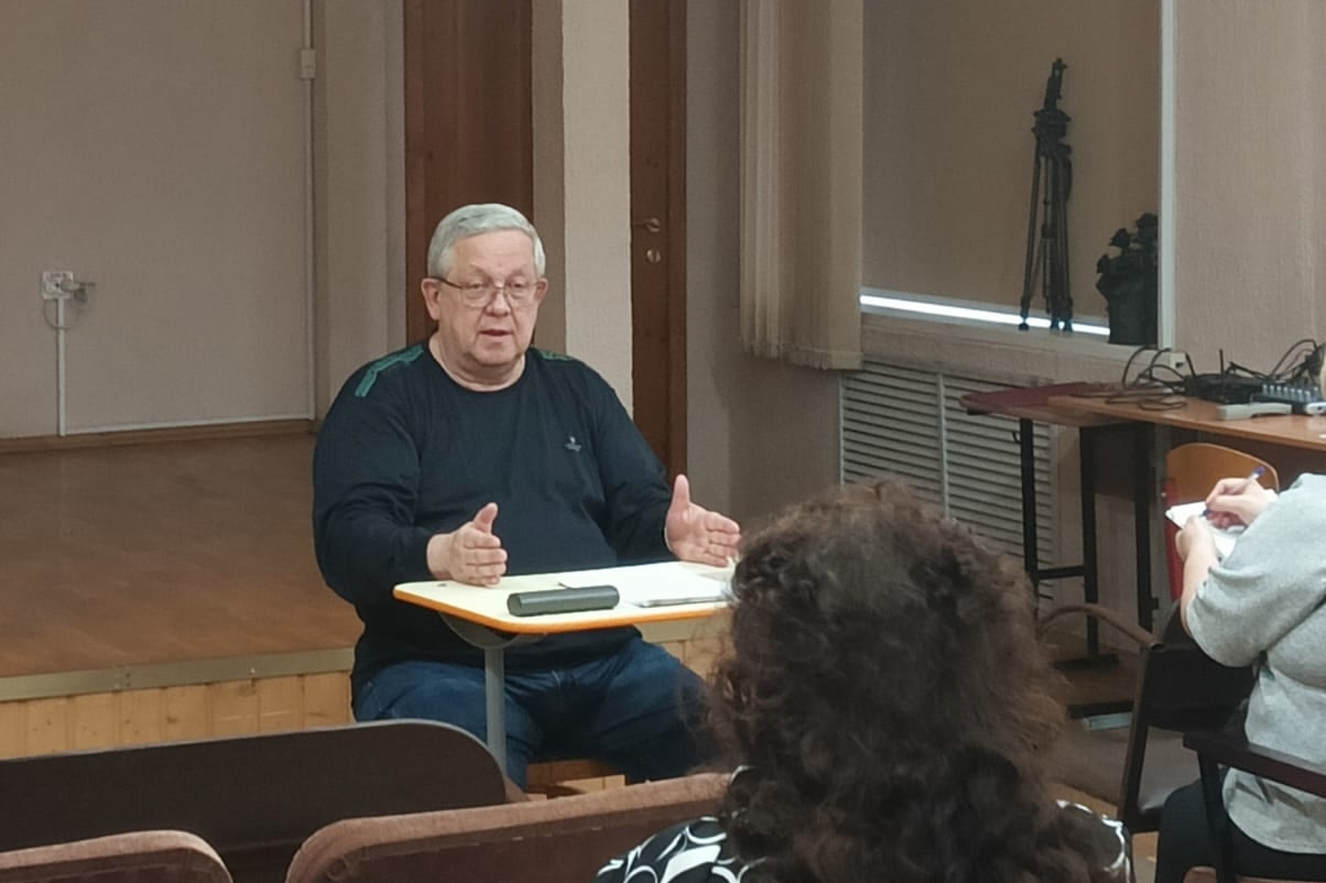 На площадке ГБОУ школы №6 Выборгского района Санкт-Петербурга состоялось заседание научно-практического семинара "Коррекционно-развивающая помощь обучающимся с ТНР в процессе реализации ФАОП для обучающихся с ОВЗ"