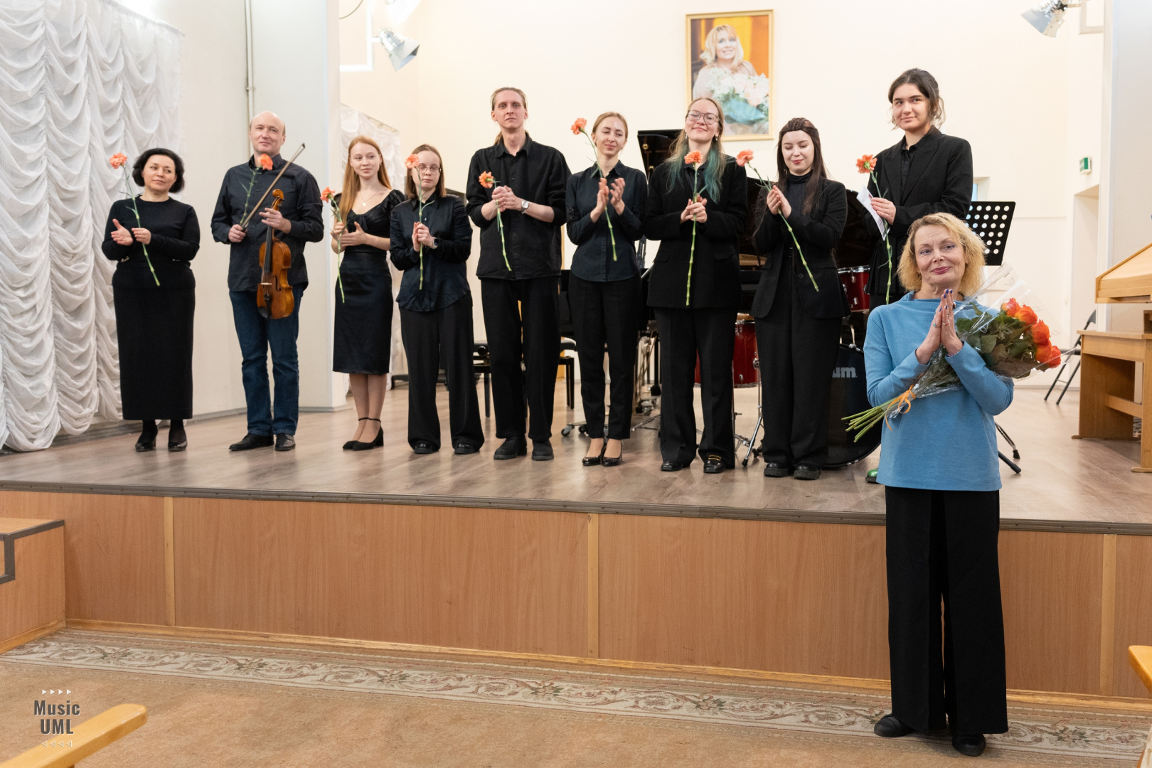 Концерт «Смешной напев, чего тебе здесь надо?»