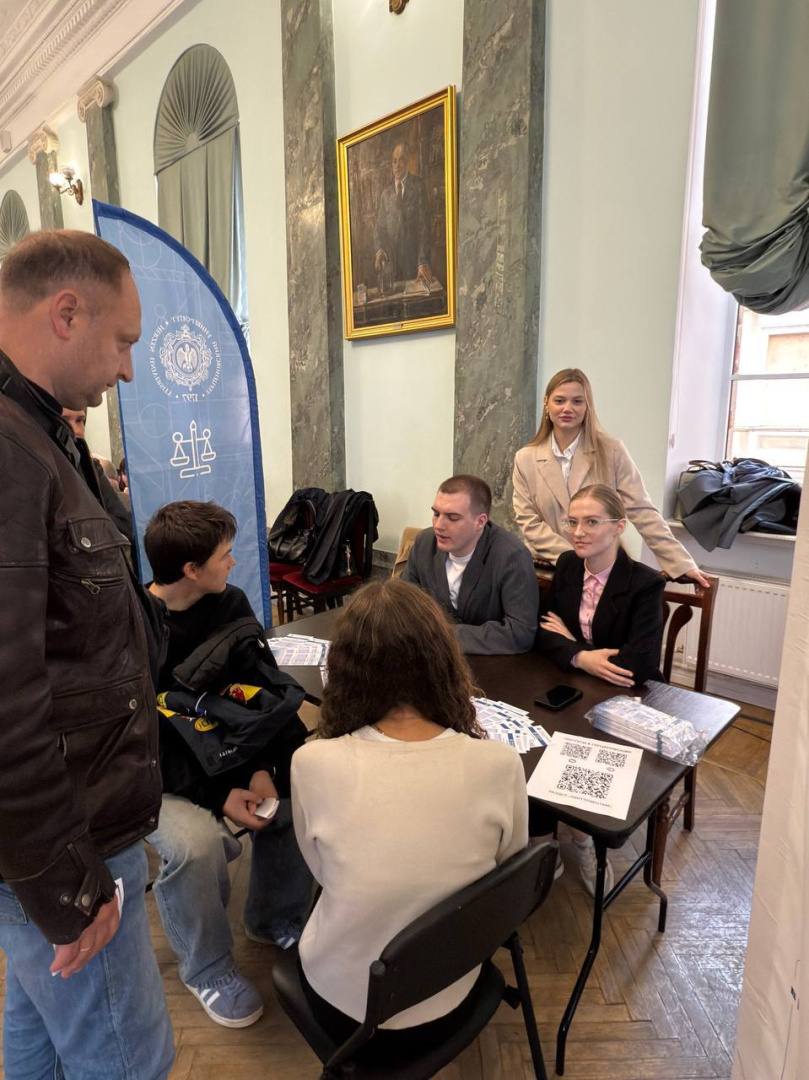 69f0739c-d378-4164-a995-1b5590d6d2fc (1).jpg