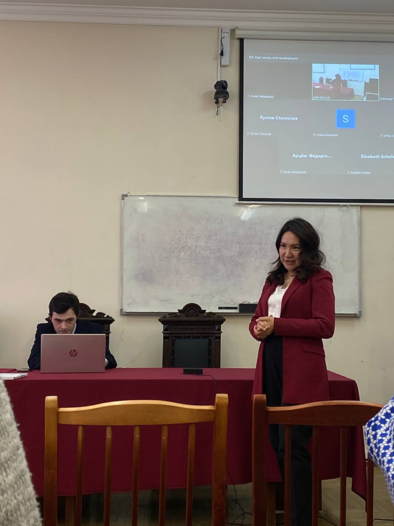 С. А. Урун и Р. В. Гайдамашко.jpg