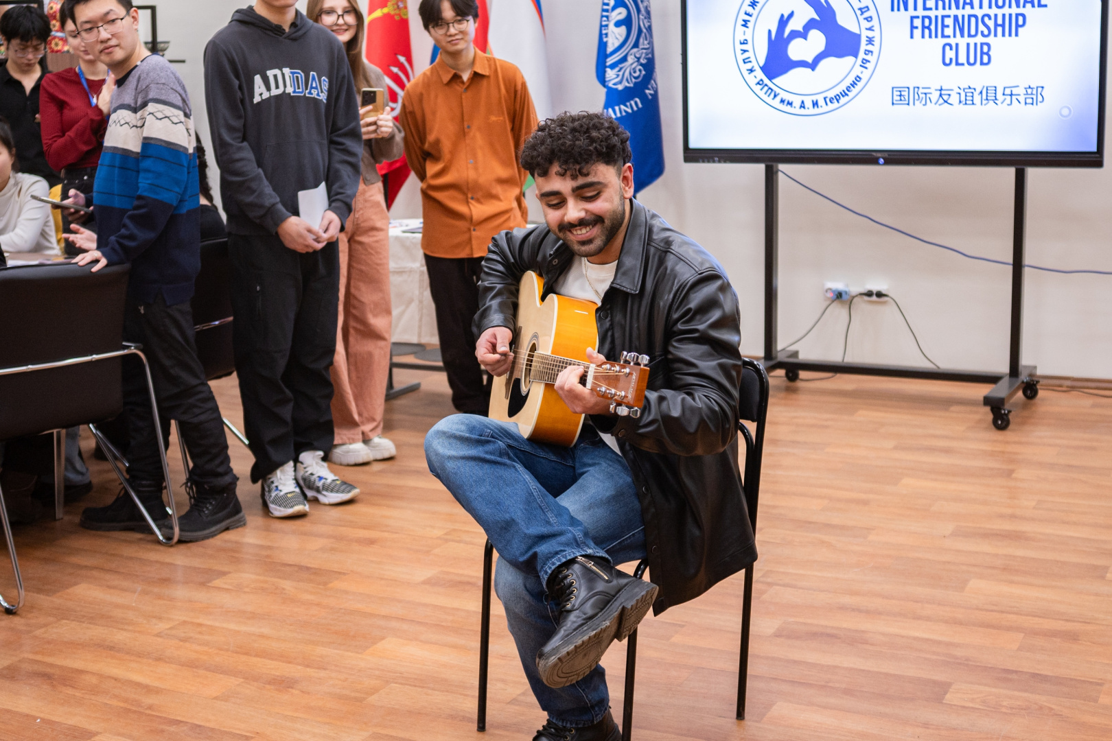 Творчество объединяет