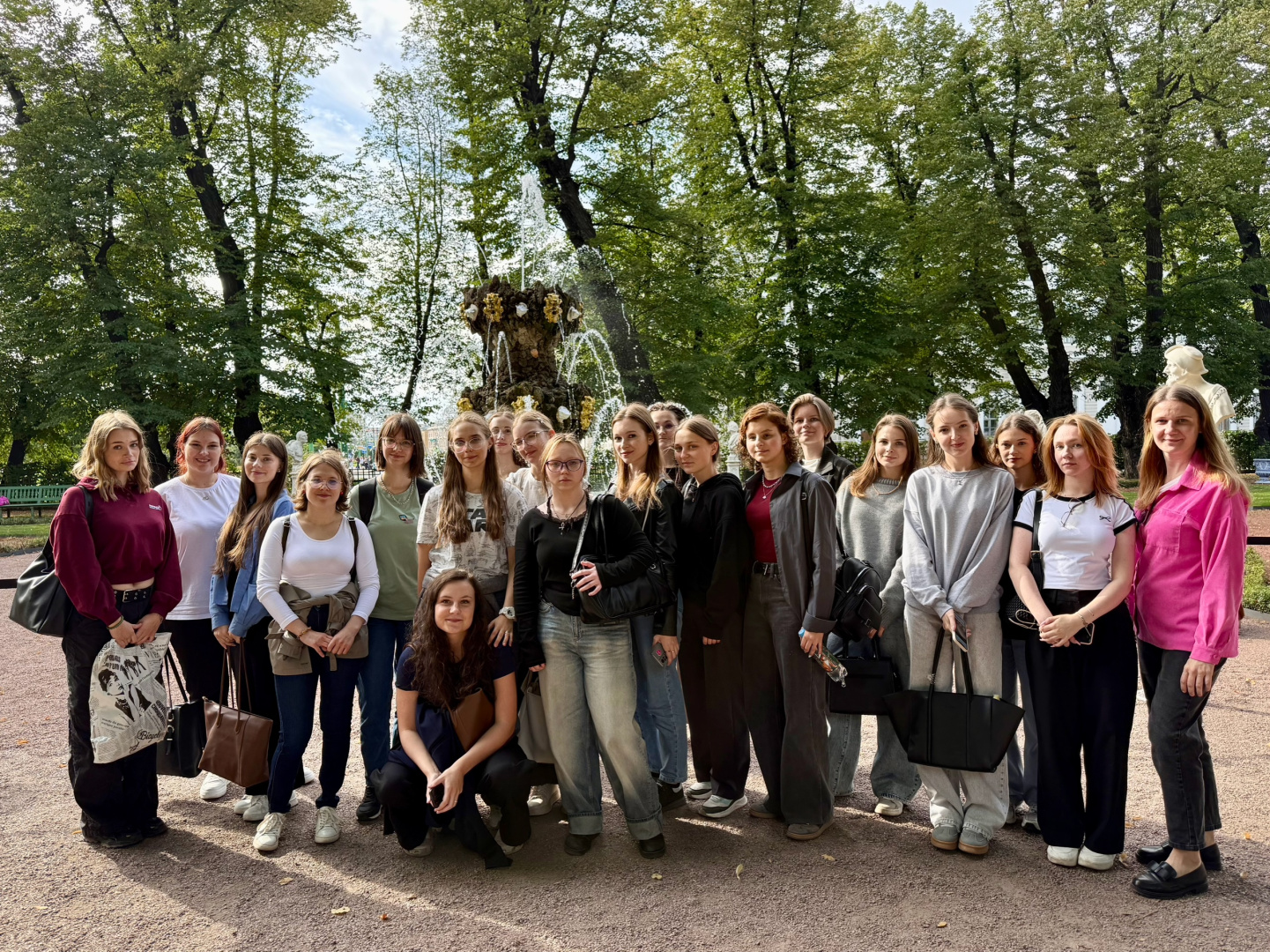 Кураторский час для студентов 1-го курса кафедры тифлопедагогики прошёл в виде познавательной прогулки