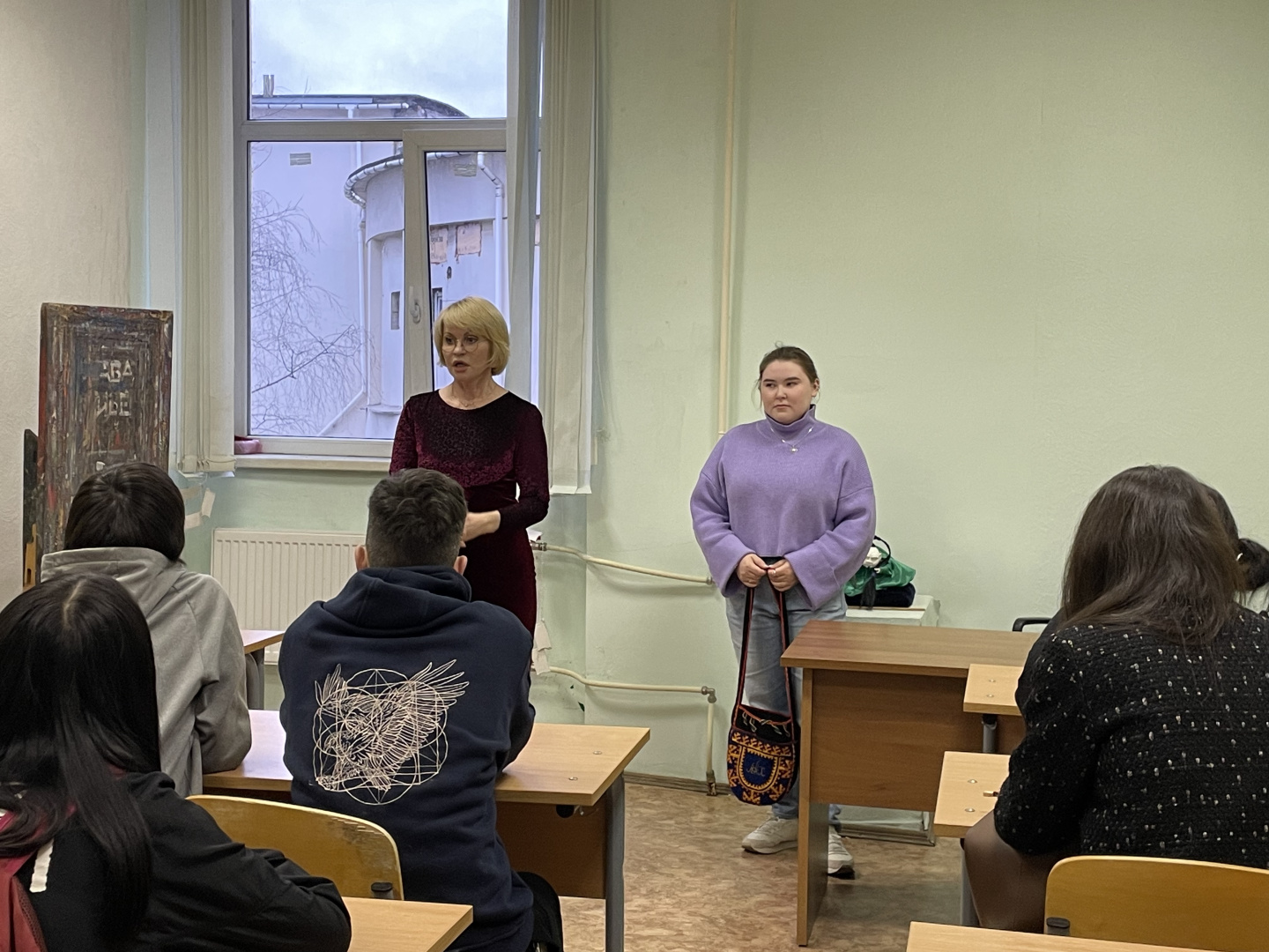 альтернативный текст