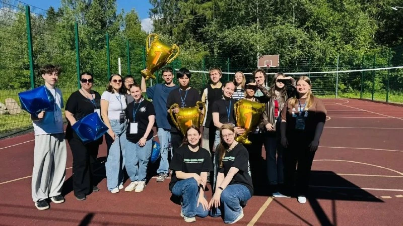 Знатоки истории и космоса: студенты ИЭиУ проверили свои знания в квизе ко Дню России