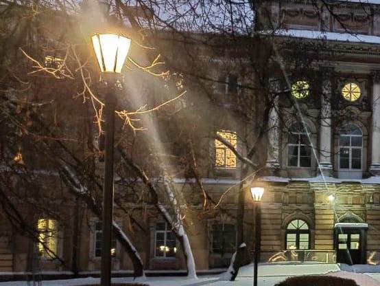 На территории Герценовского университета модернизировали систему уличного освещения