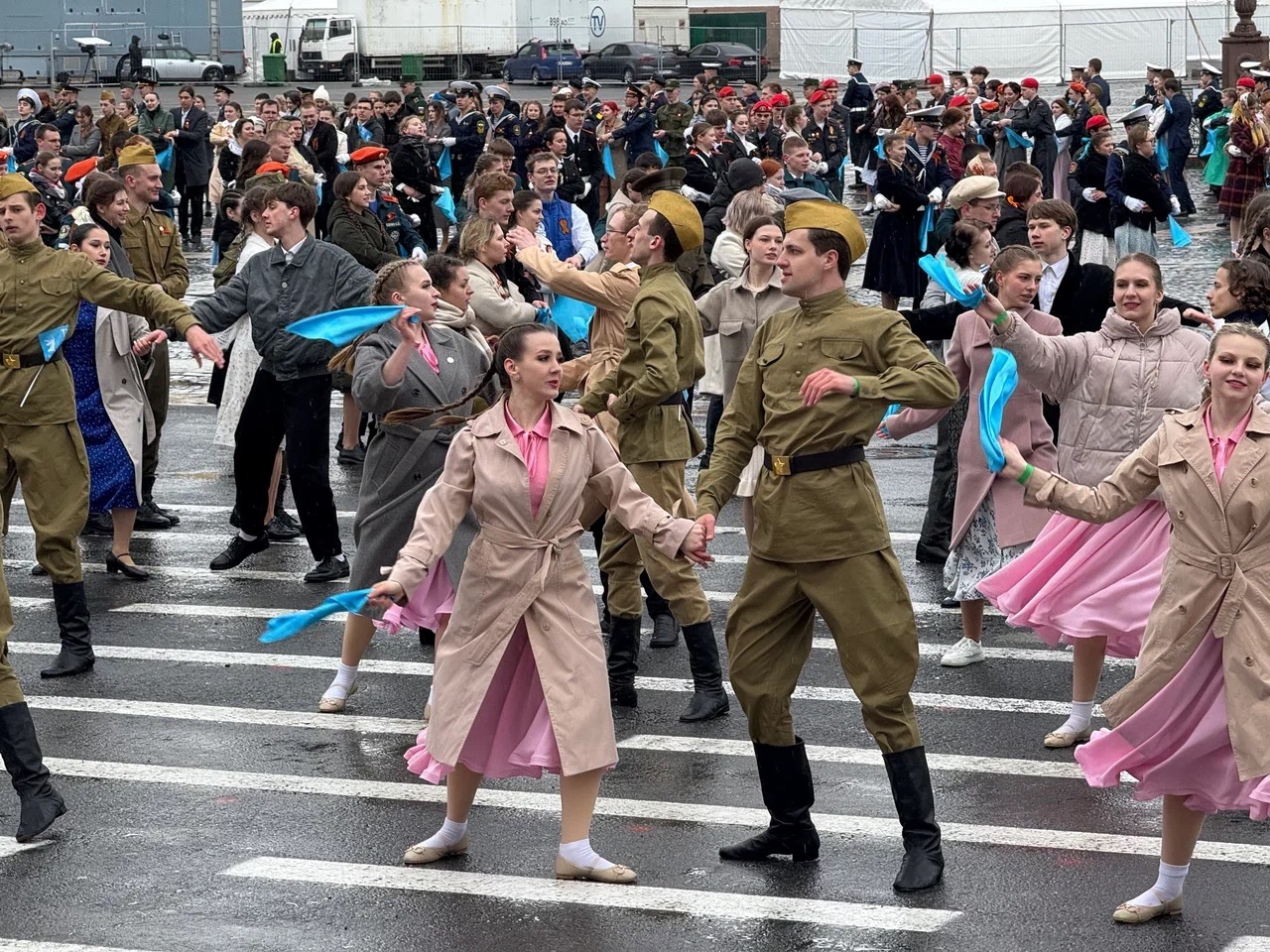 Герценовцы стали участниками Бала Победы на Дворцовой площади