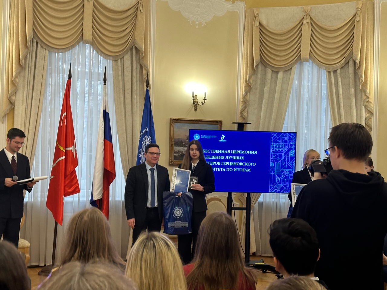 VVgLfw3XElFp_HCT8qRykBtlTfoK3SEv548NNU-ai7kxGDtqWuts4NNzWvo-UWOu5f4KO_kYMFMrmskk9medHWjs (1).jpg