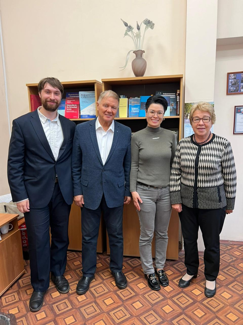 1728675890088 (1).jpg