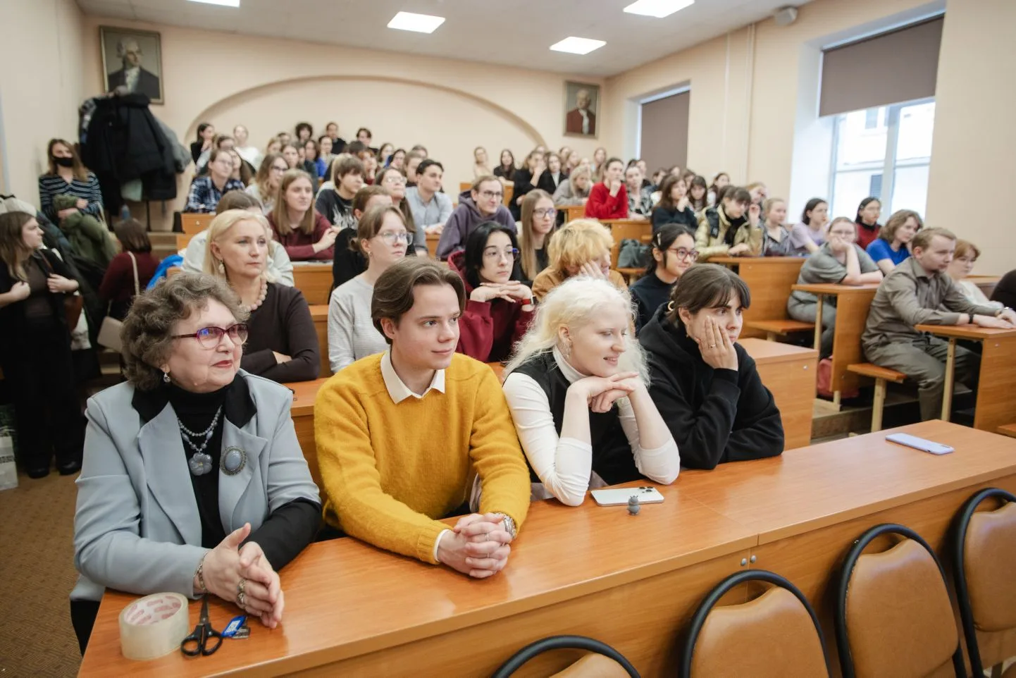 «Победа — дело семейное»: на факультете химии прошла открытая дискуссия о сотрудниках факультета — участниках Великой Отечественной войны