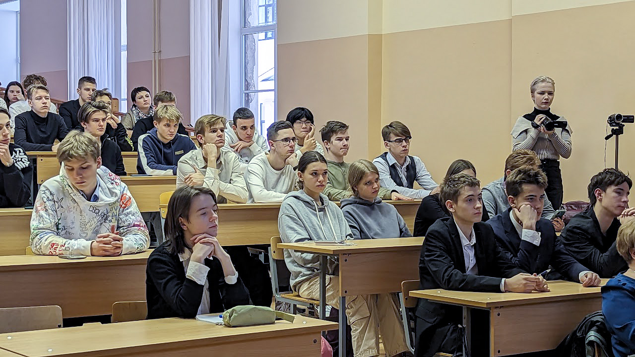 open-lecture-zelikman-2023-001.jpg