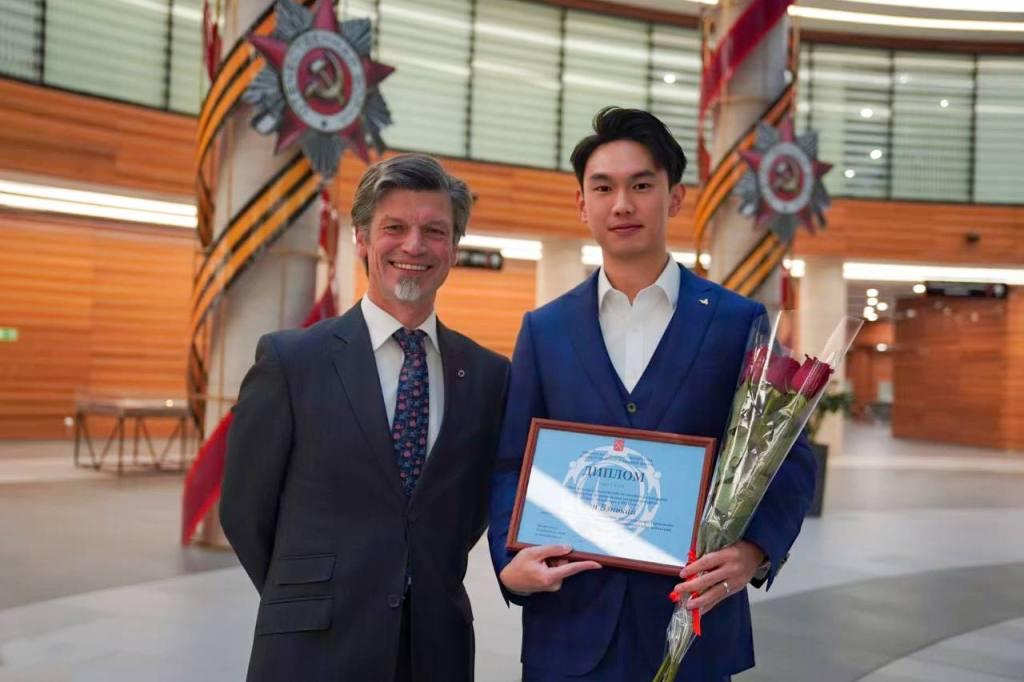 photo_2025-10-03_17-42-16 (2).jpg