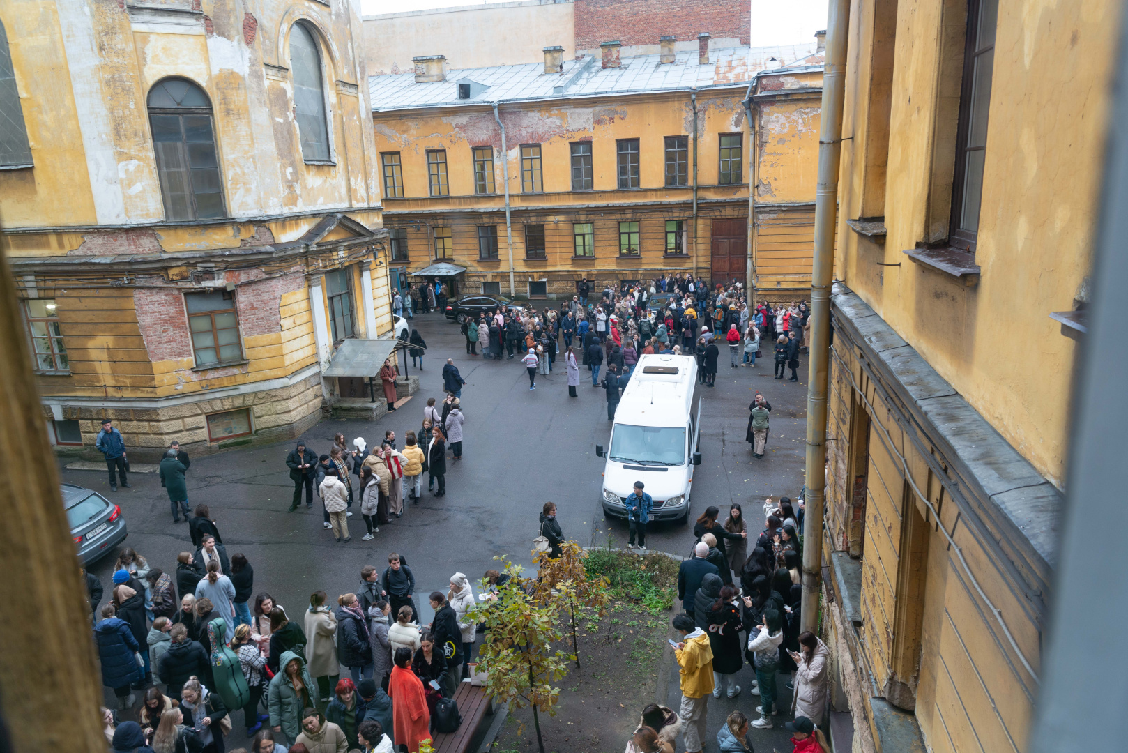 Учения по противопожарной безопасности прошли на филологическом факультете РГПУ им. А. И. Герцена