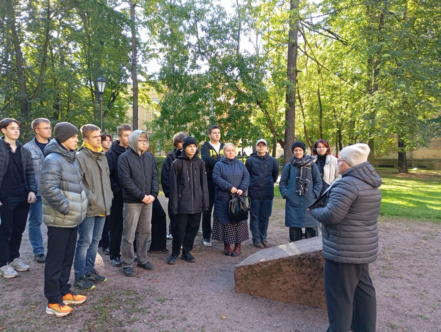 1.10.25. шк-ки лицей № 244.jpg