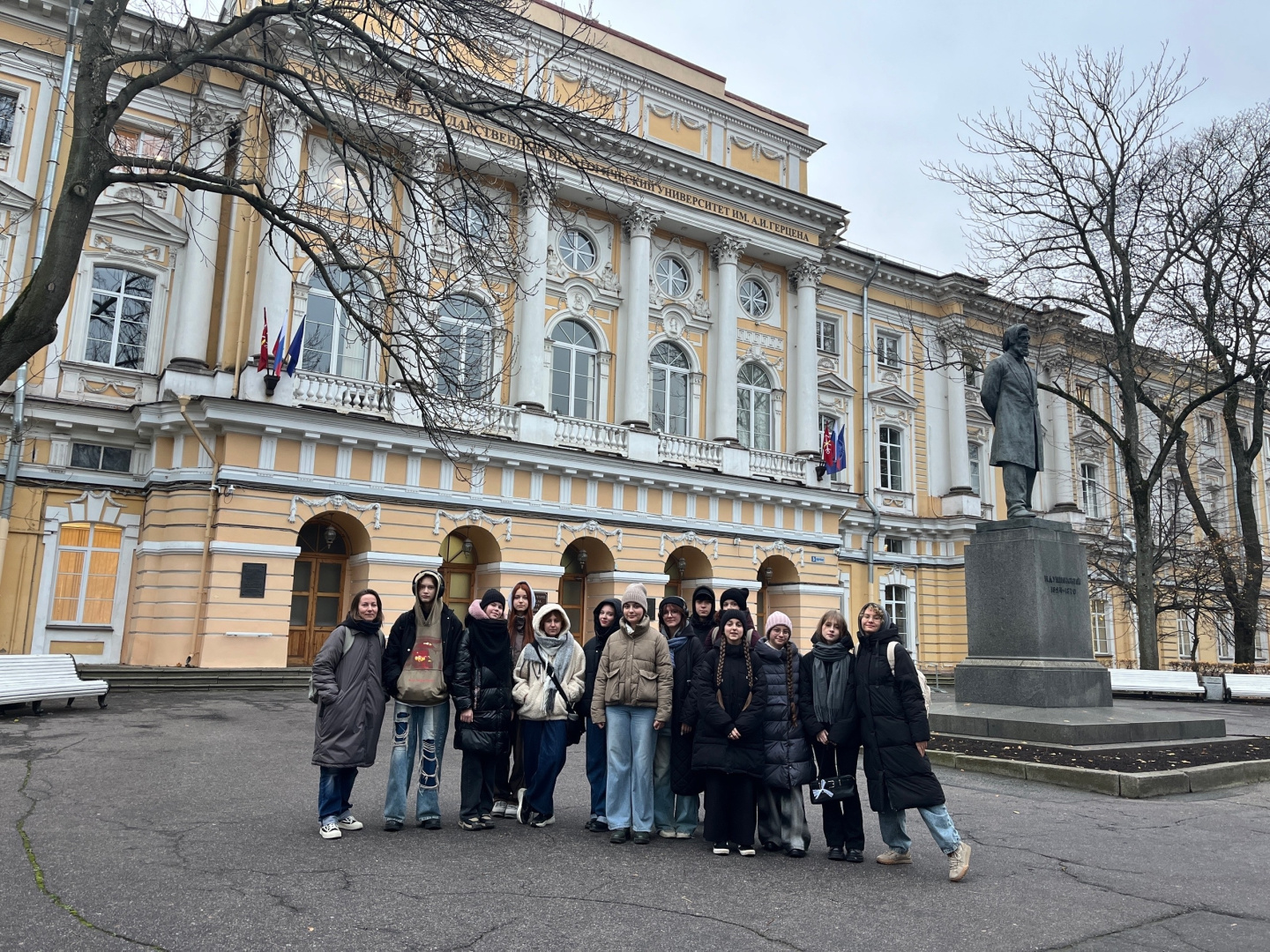 Профориентационная экскурсия для учащихся детской художественной школы им. Марка Шагала (г. Тольятти)