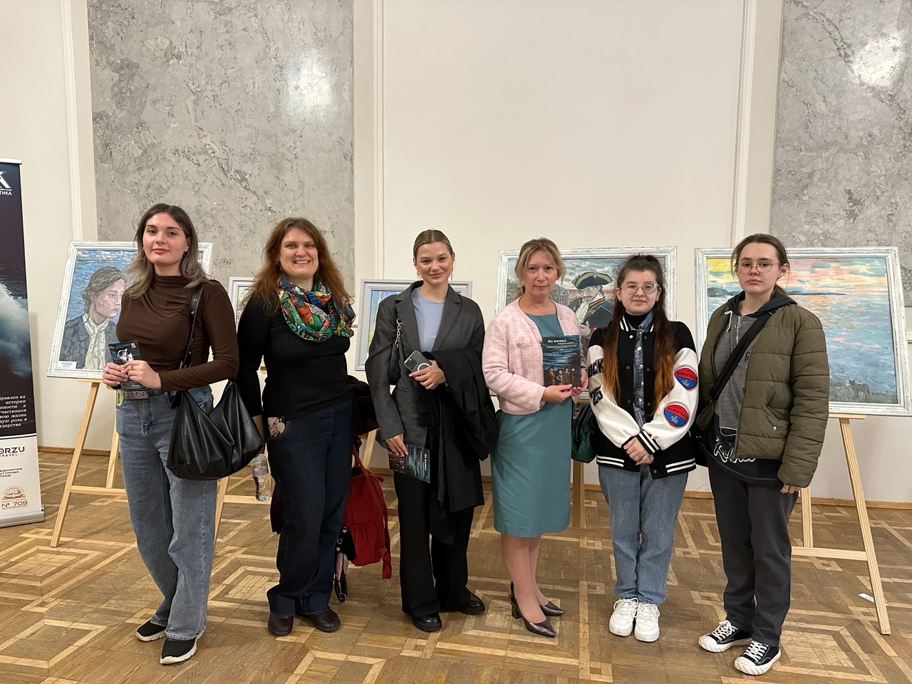 Студенты и преподаватели юридического факультета посетили спектакль «Их позвал горизонт…», посвящённый судьбе супружеской пары — Василия и Татьяны Прончищевых