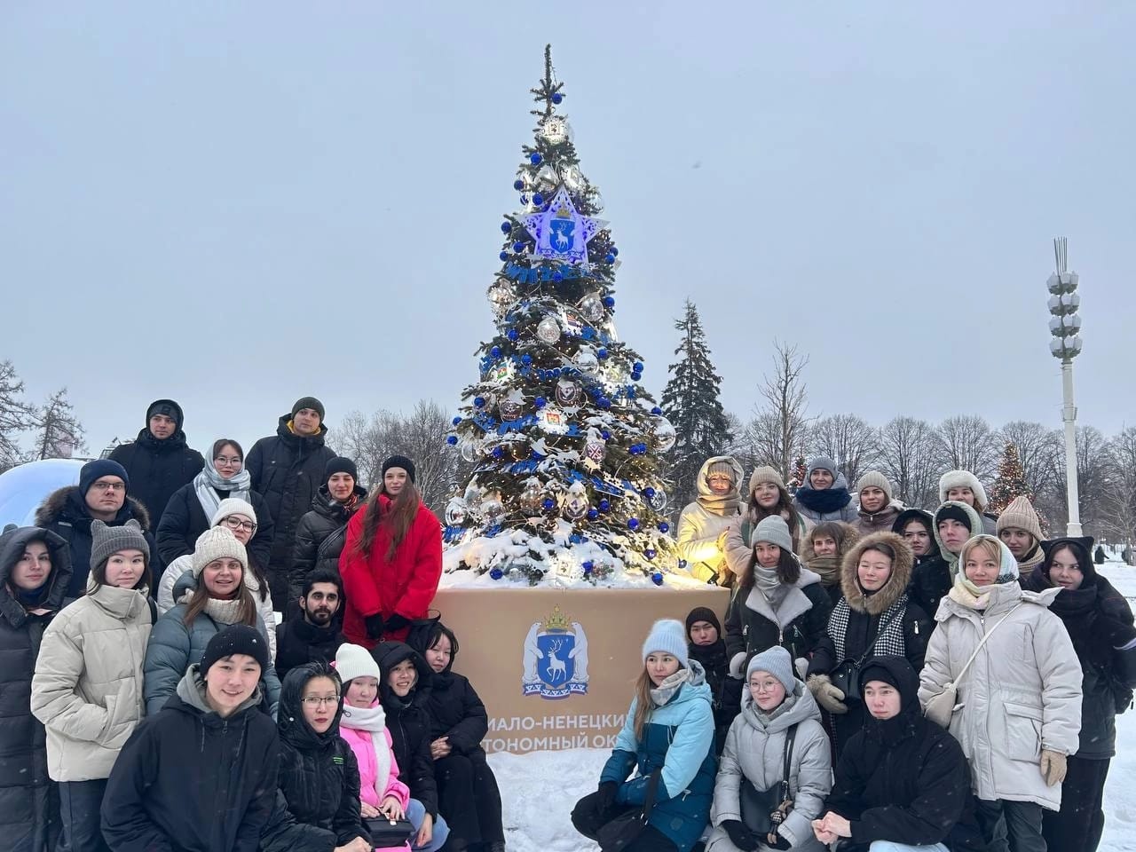 Студентам института народов Севера из Ямало-Ненецкого автономного округа выпала уникальная возможность отправиться в Москву на международную выставку-форум "Россия"