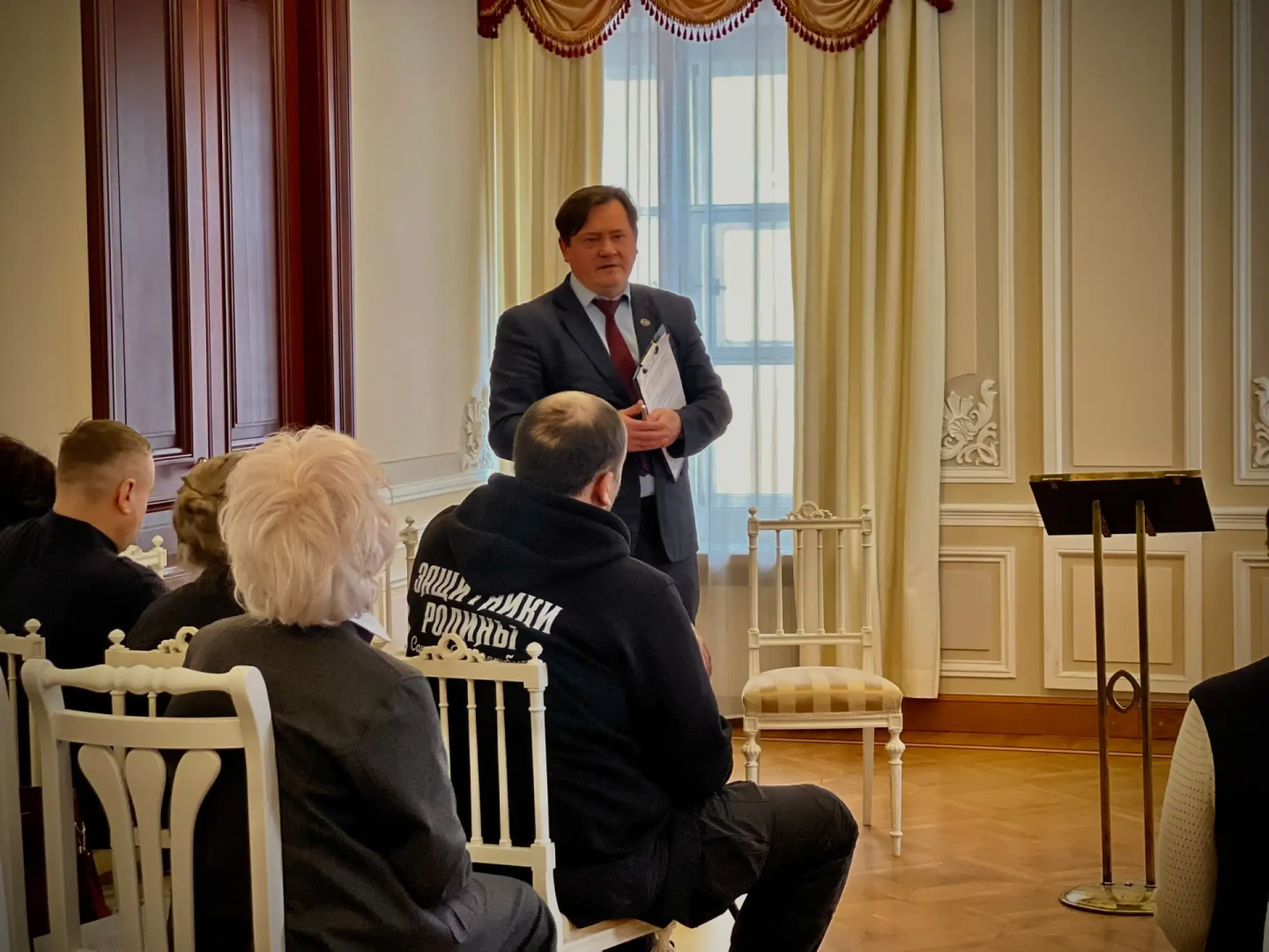 Профессор РГПУ им. А. И. Герцена Людмила Касиманова выступила экспертом на круглом столе «СВОи в культуре: миссия, интеграция, возвращение»