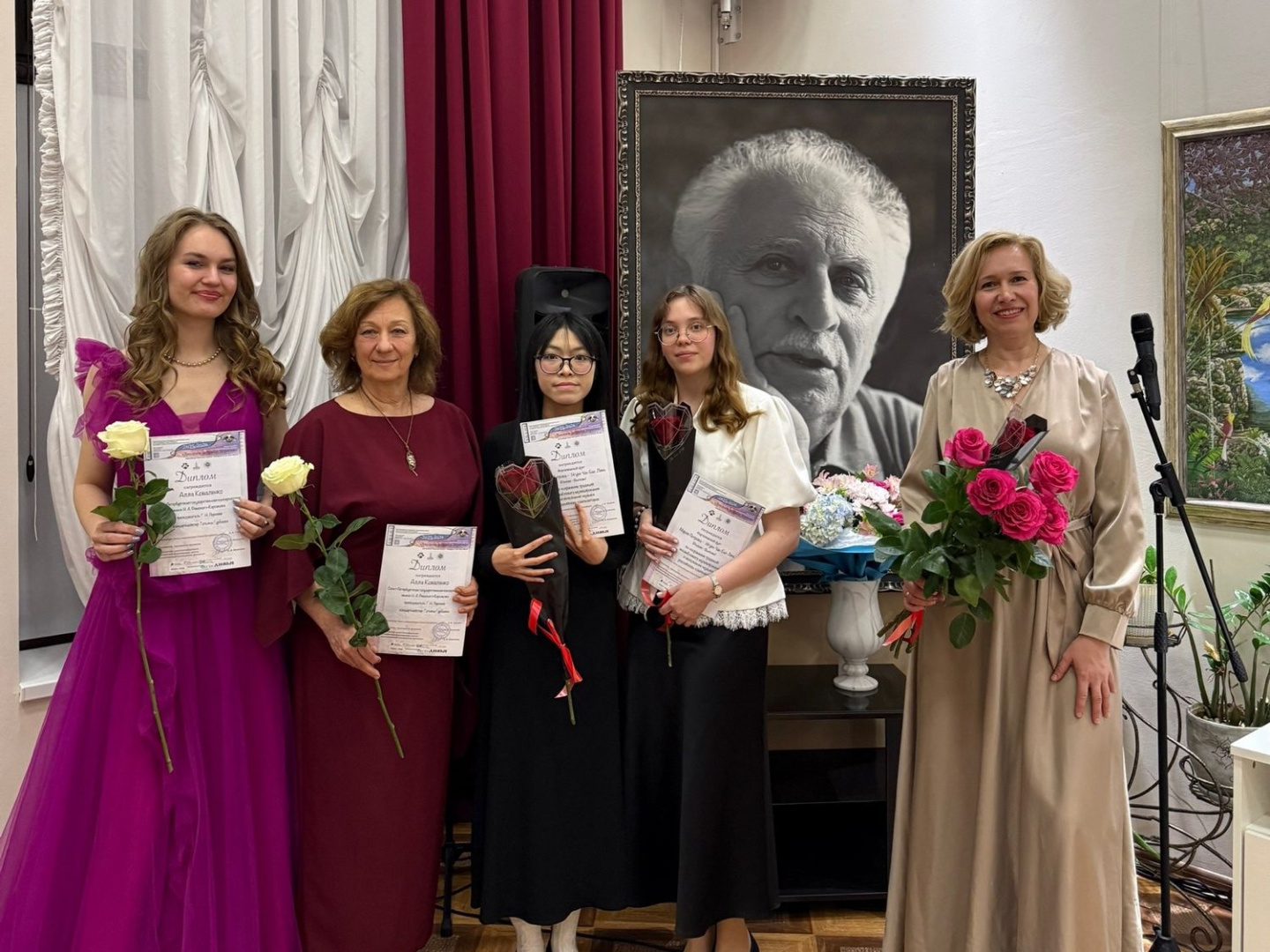 «Диалоги невских берегов»: преподаватели Герценовского университета выступили на сцене Дома-музея Исаака Шварца