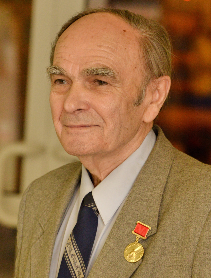 ловелиус.jpg