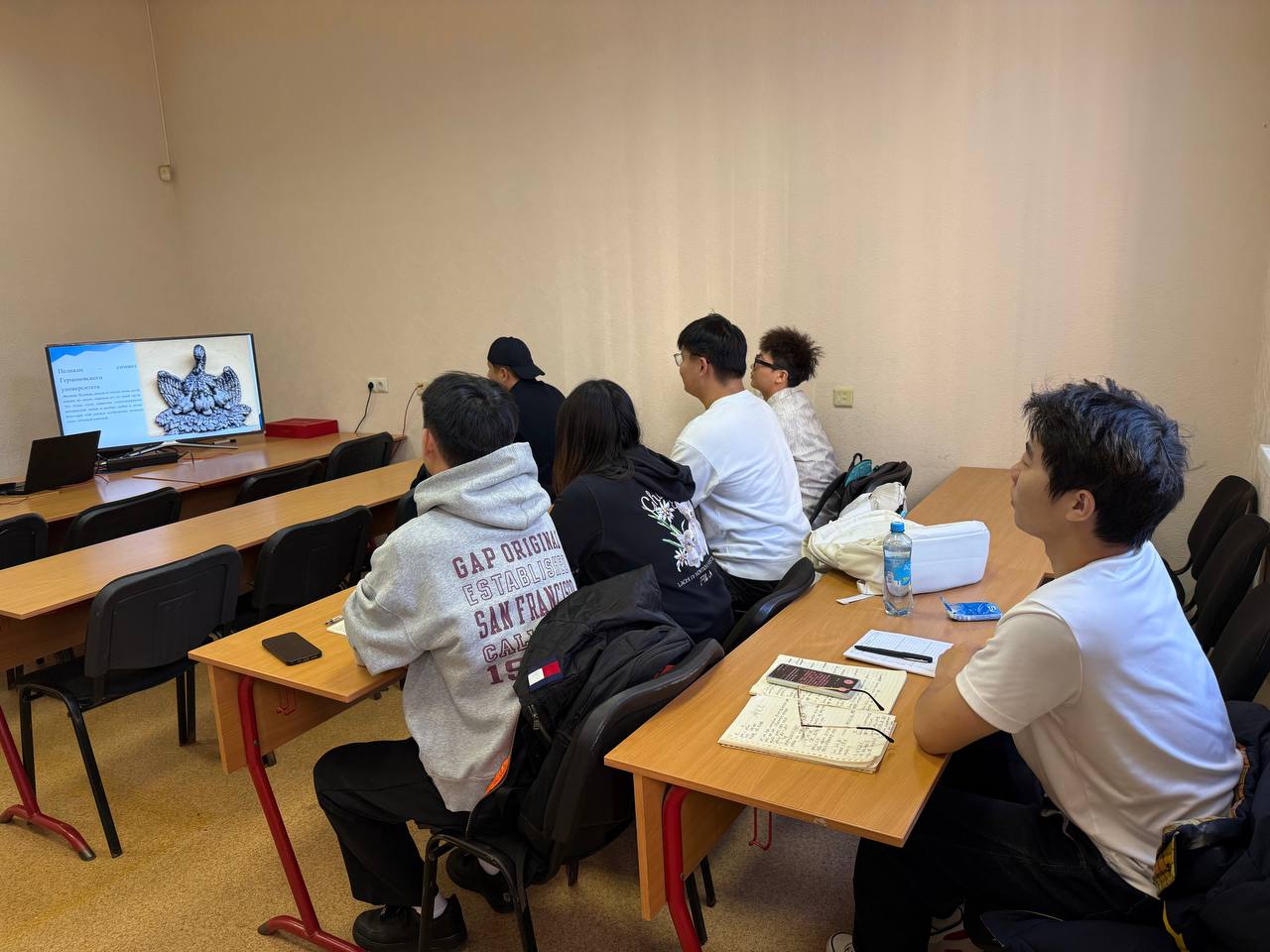 photo_2025-09-30_13-31-55 (2).jpg