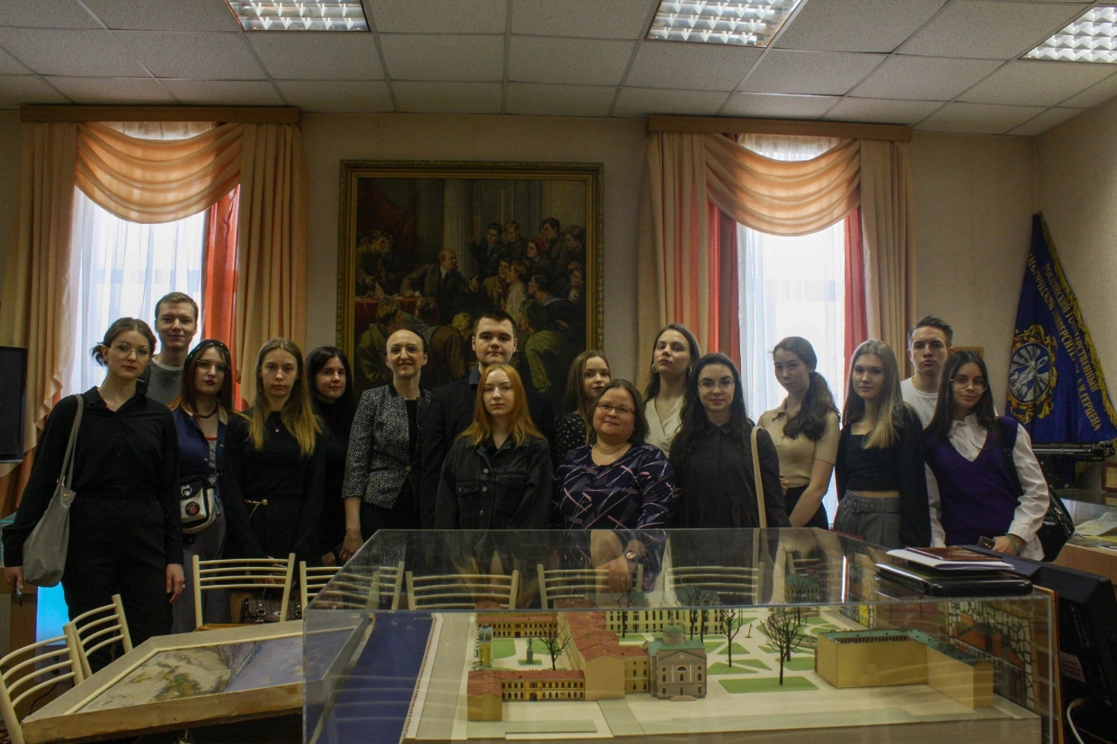 Студенты юридического факультета посетили музей РГПУ им. А.И. Герцена