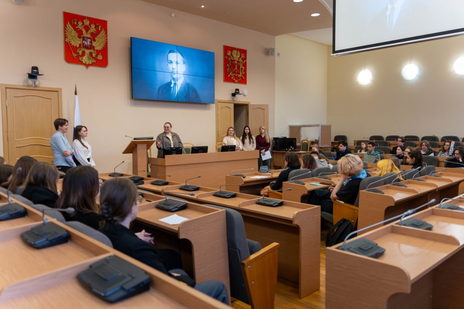 Состоялось торжественное открытие весеннего семестра проекта "Герценовские среды".