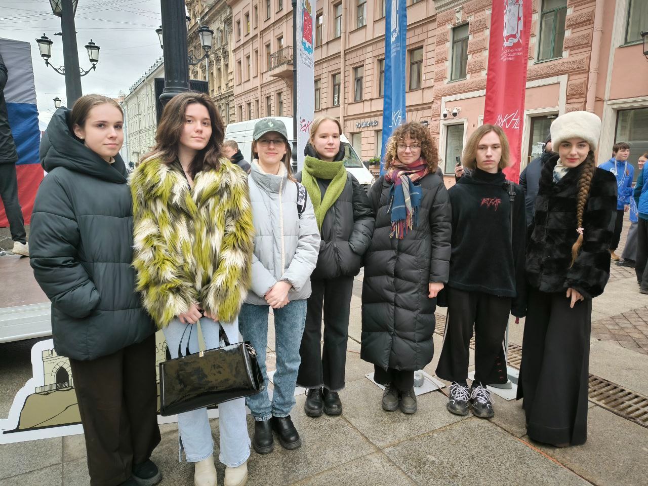 Герценовцы приняли участие в молодежной патриотической акции ко Дню воссоединения Крыма с Россией