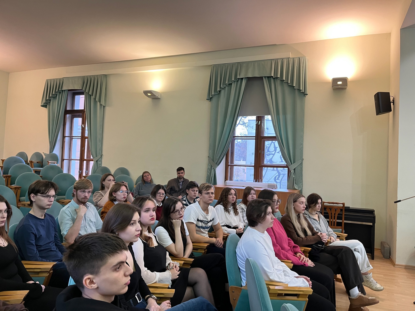 P9fSjSy4BTE - Sergey Komarov.jpg