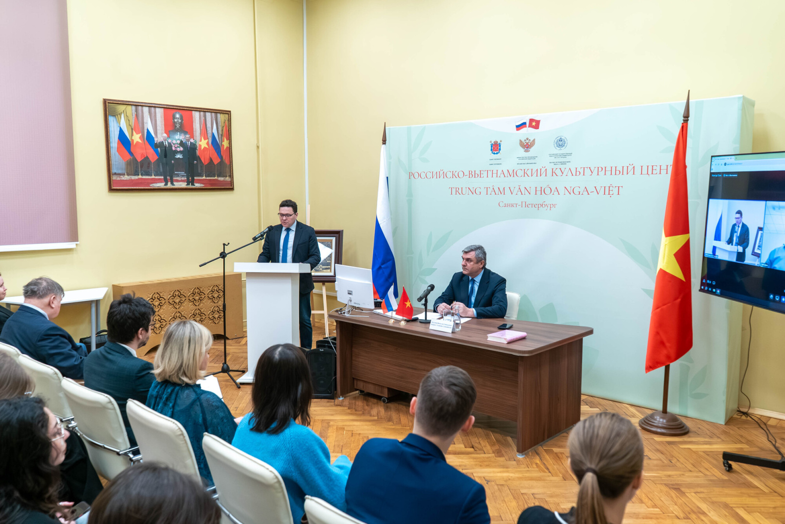 В Герценовском университете обозначили перспективы сотрудничества молодежи России и Вьетнама