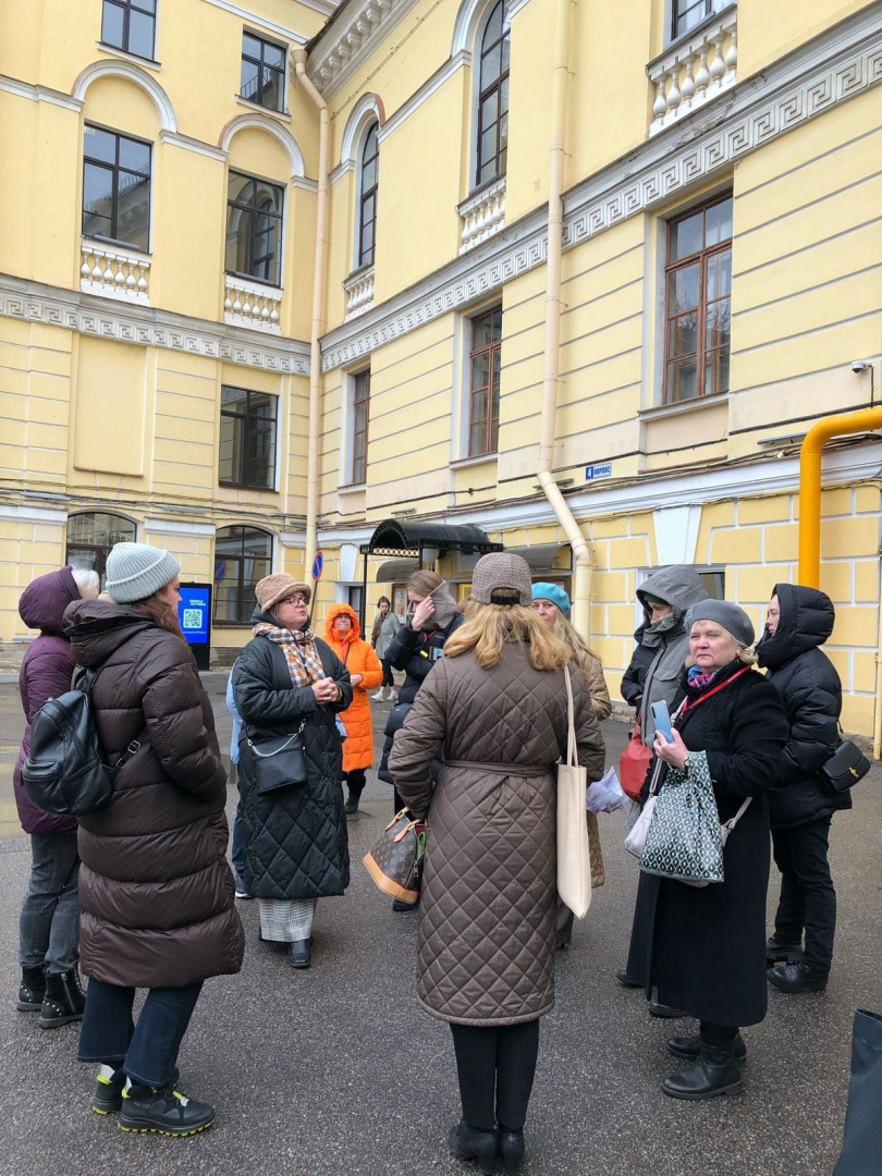 9.04.25 гиды СПб.jpg