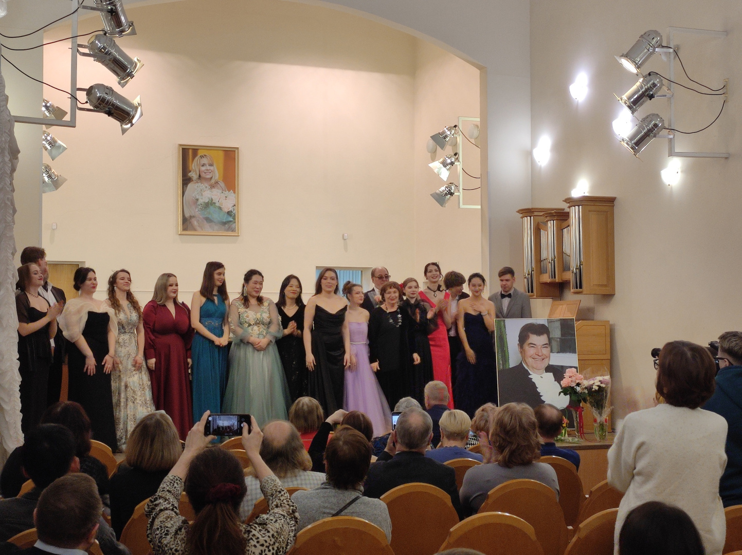 концерт в честь 95 летия Штоколова в РГПУ.jpg