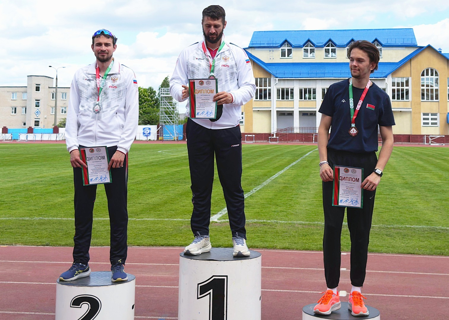 Преподаватель РГПУ им. А. И. Герцена стал серебряным призером международного турнира по легкой атлетике