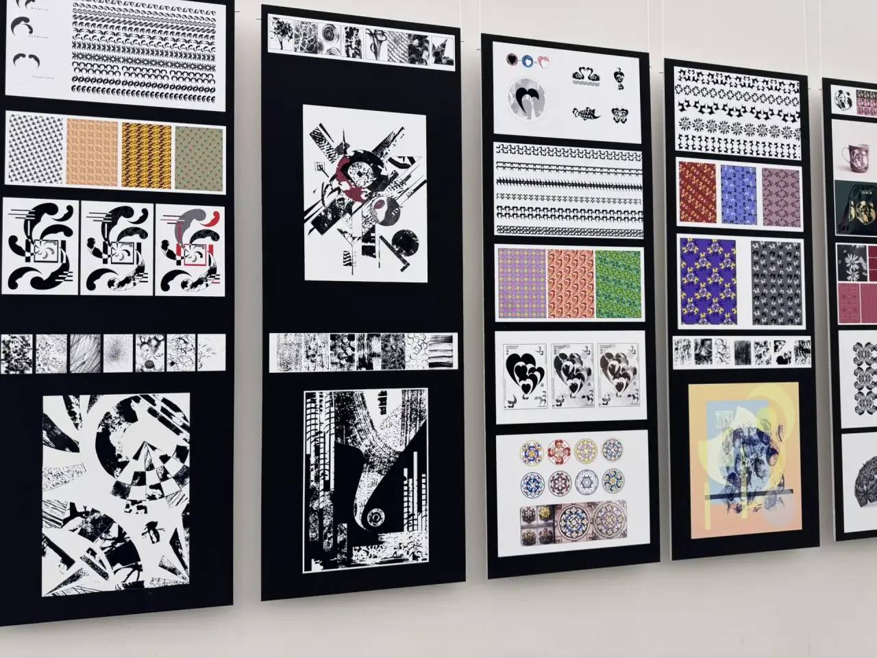 Выставка «Арт-дизайн в ритме хайку» знакомит зрителей с особенностями подготовки будущих педагогв-дизайнеров