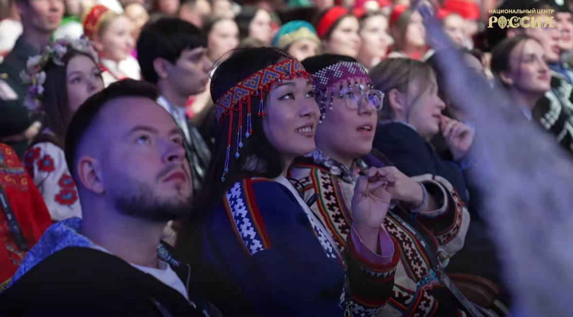 Студенты института народов Севера стали участниками марафона «Россия — семья семей»