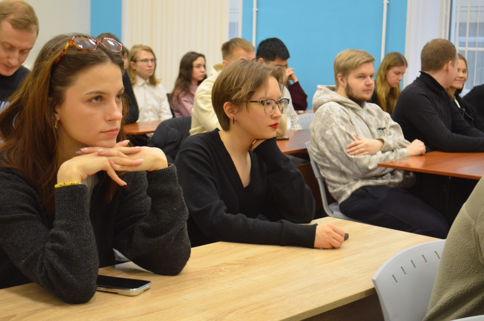 thumbnail_dKaxTCBOszI (2).jpg