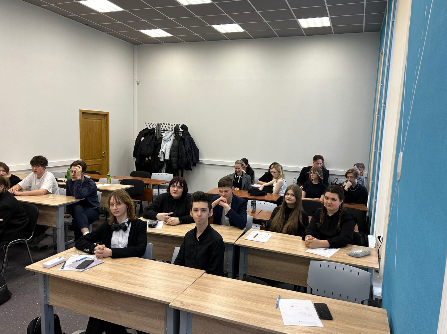 альтернативный текст