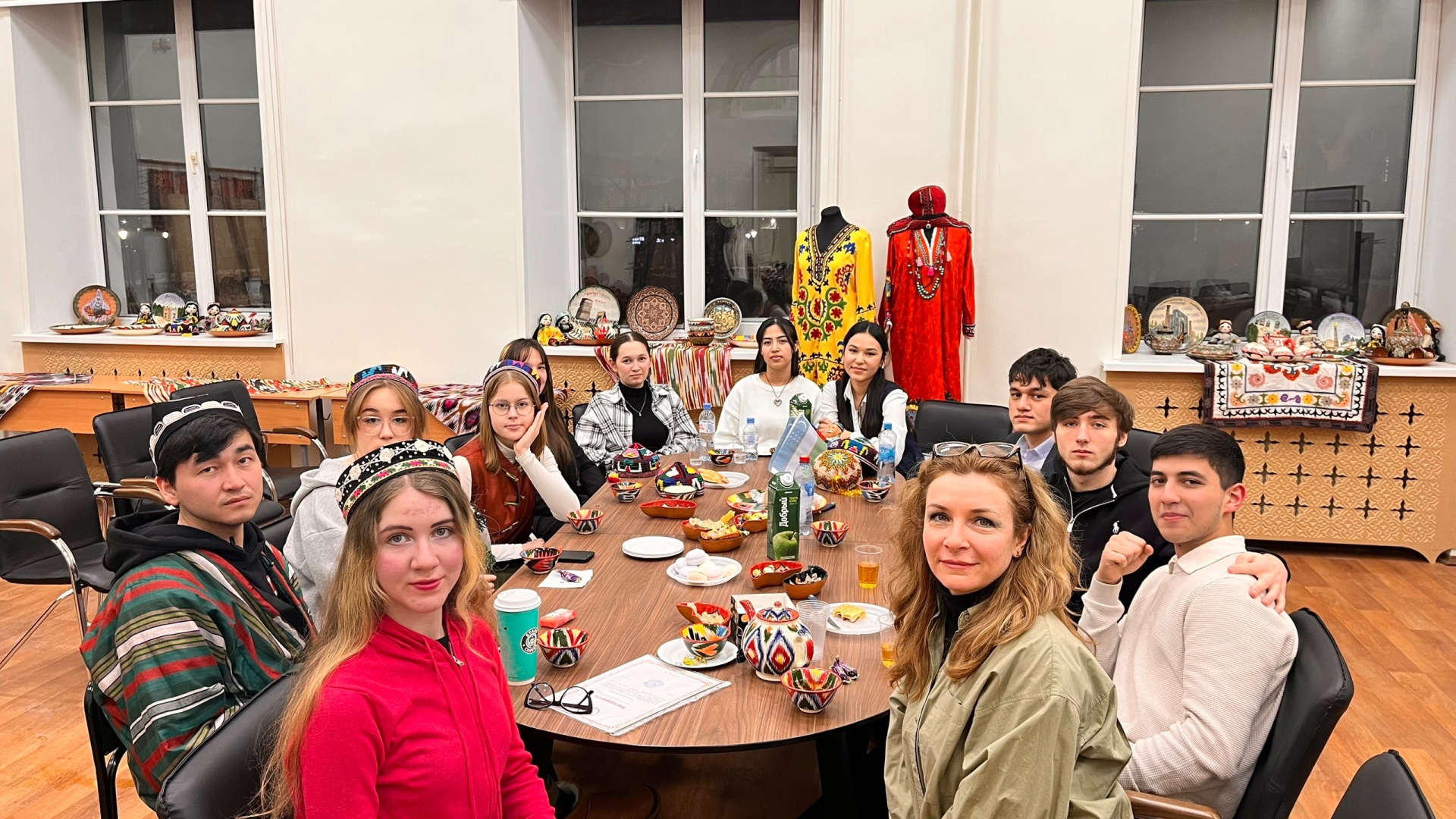 На юридическом факультете прошел вечер родного языка: «Диалог культур и традиций», посвященный Году единства народов России