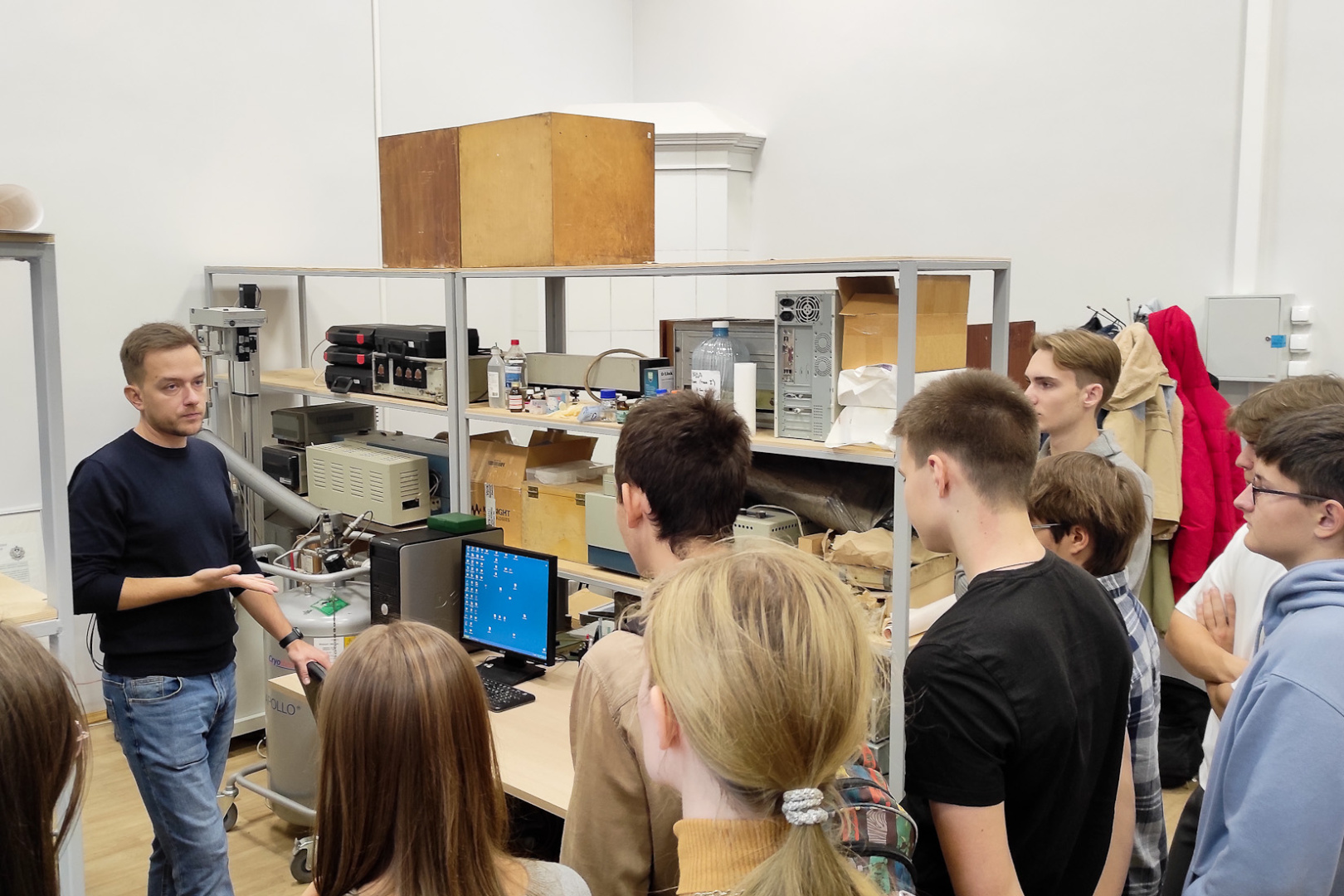 В институте физики прошло выездное заседание школьного дня науки для учащихся ГБОУ школа № 530 с углубленным изучением предметов естественно-математического цикла Пушкинского района